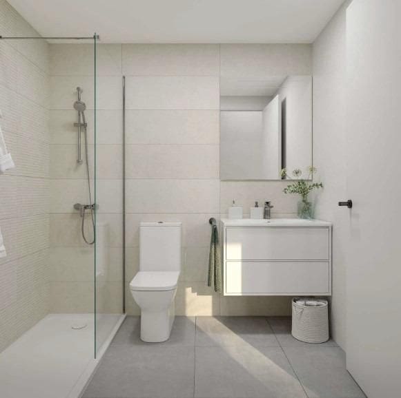Piso de 2 habitaciones en Fuengirola en venta con piscina garaje - 439.950 € (Ref: 10161615)