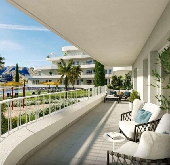 Piso de 2 habitaciones en Fuengirola en venta con piscina garaje - 439.950 € (Ref: 10161615)
