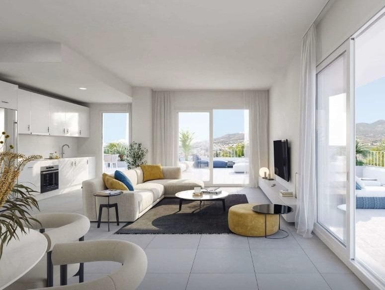 Piso de 2 habitaciones en Fuengirola en venta con piscina garaje - 439.950 € (Ref: 10161615)