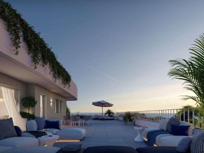 Piso de 2 habitaciones en Fuengirola en venta con piscina garaje - 439.950 € (Ref: 10161615)