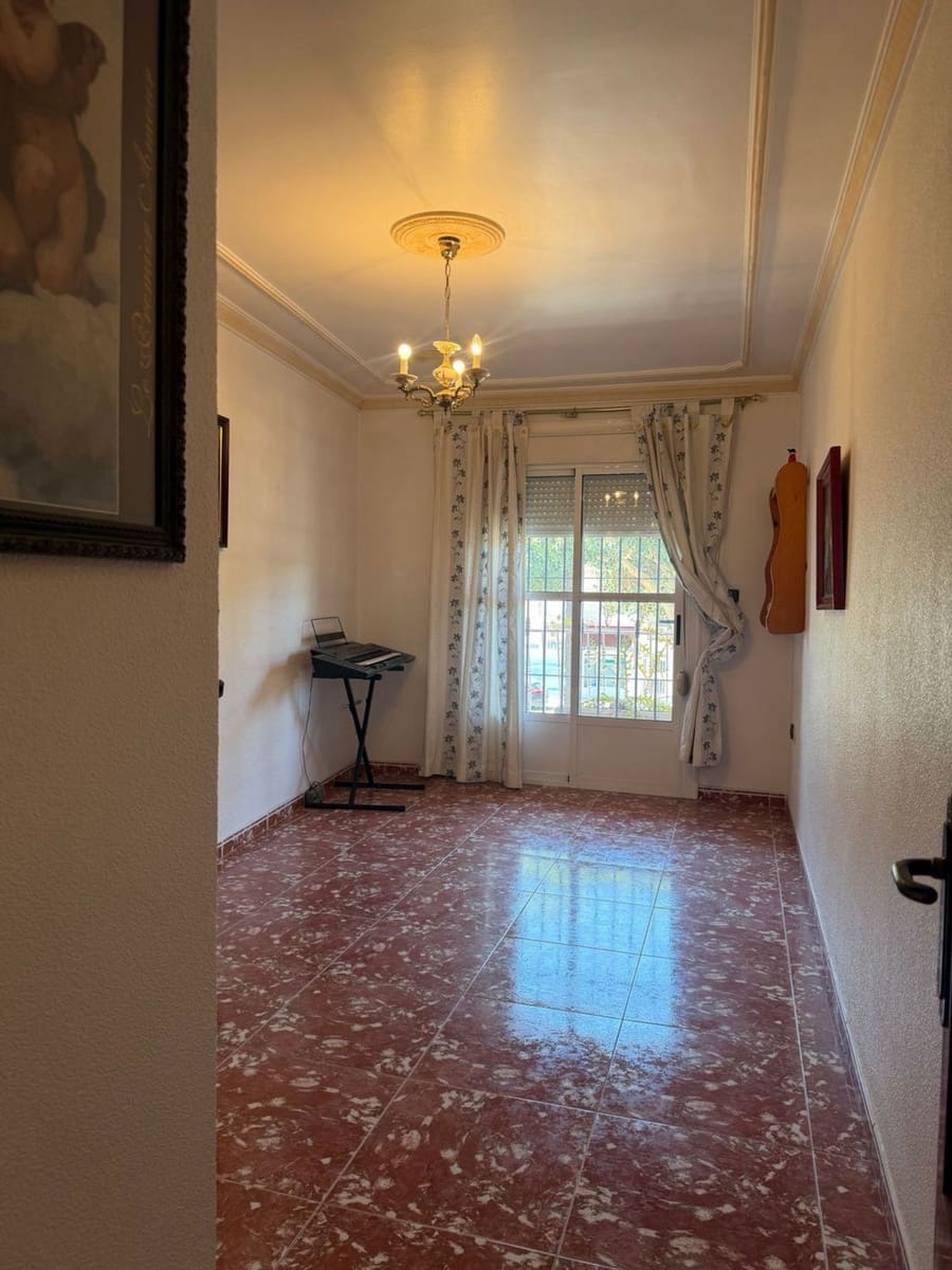 6 soverom Villa til salgs i Nijar - € 280 000 (Ref: 10072741)