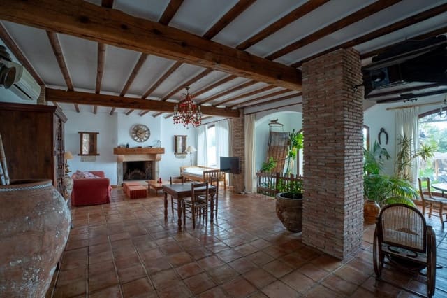 5 bedroom Villa for sale in Las Negras, Níjar - € 850,000 (Ref: 10072744)