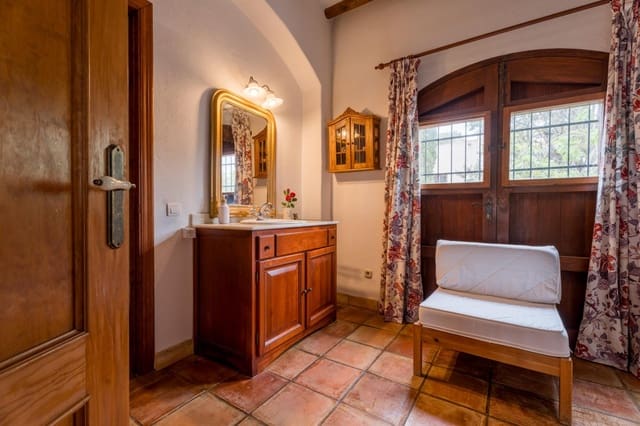 5 bedroom Villa for sale in Las Negras, Níjar - € 850,000 (Ref: 10072744)