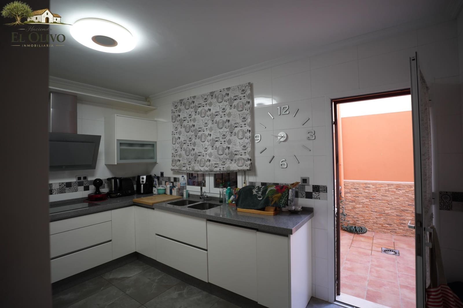 4 slaapkamer Appartement te koop in Campohermoso met garage - € 179.000 (Ref: 10072745)