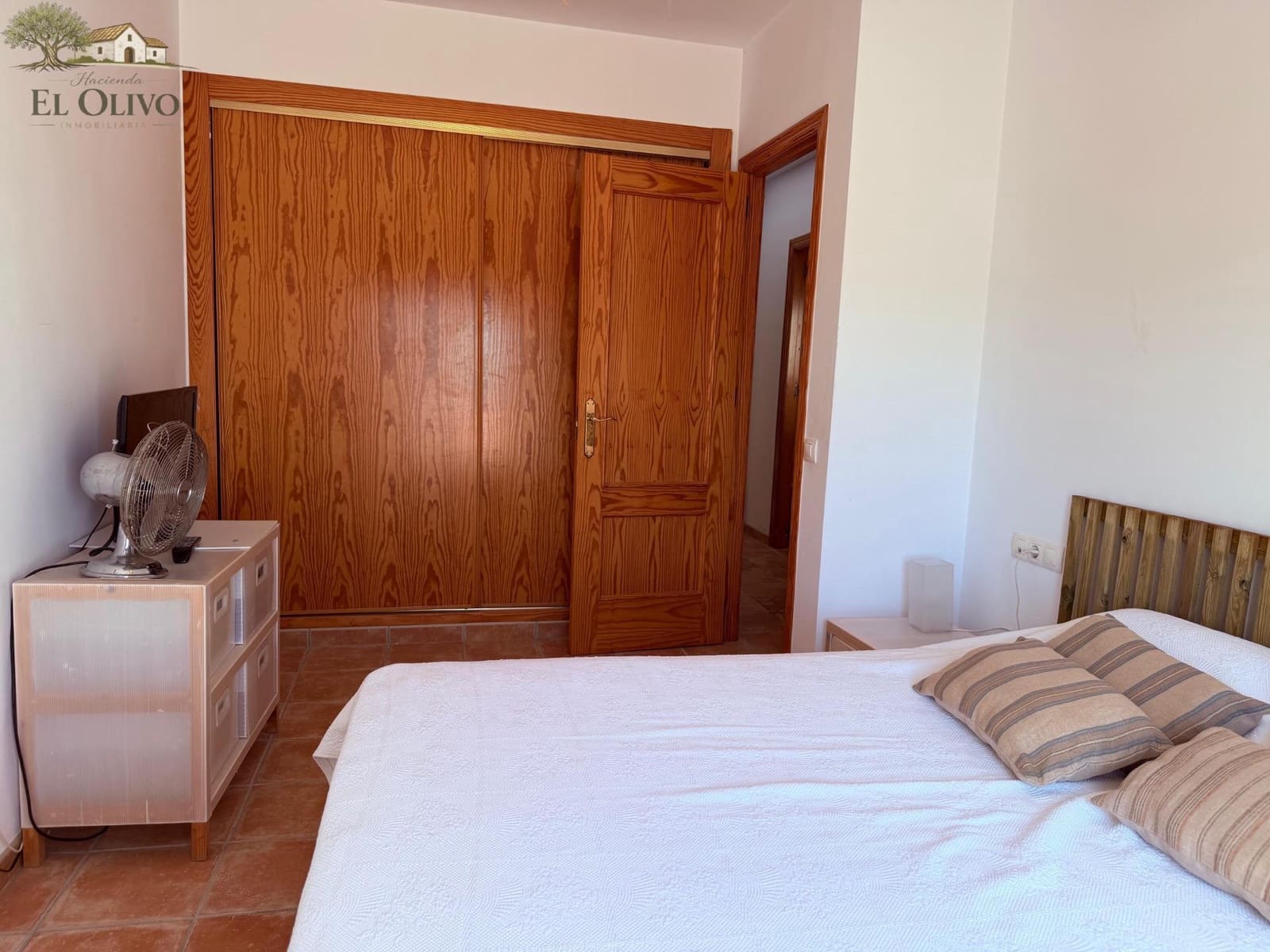 Pareado de 3 habitaciones en Níjar en venta con garaje - 320.000 € (Ref: 10072757)