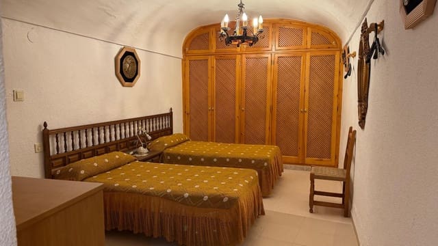3 Zimmer Finca/Landgut zu verkaufen in Cúllar - 210.000 € (Ref: 10072764)