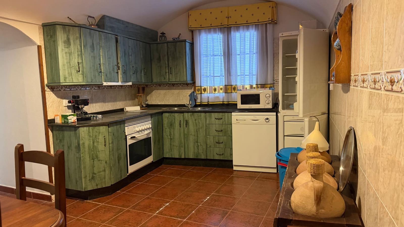 3 makuuhuone Maalaistalo myytävänä paikassa Cullar - 210 000 € (Ref: 10072765)