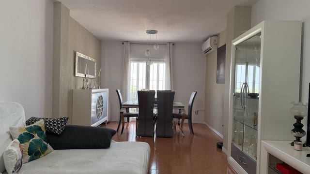 3 slaapkamer Appartement te koop in Campohermoso, Níjar met garage - € 179.000 (Ref: 10072768)
