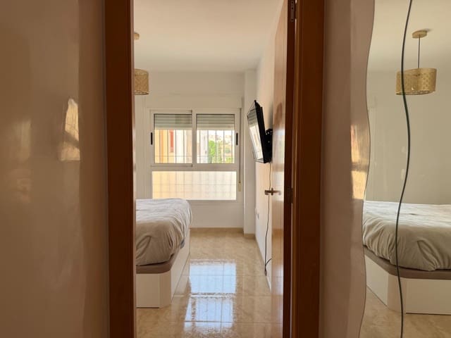 2 Zimmer Wohnung zu verkaufen in Almería Stadt - 142.000 € (Ref: 10072775)
