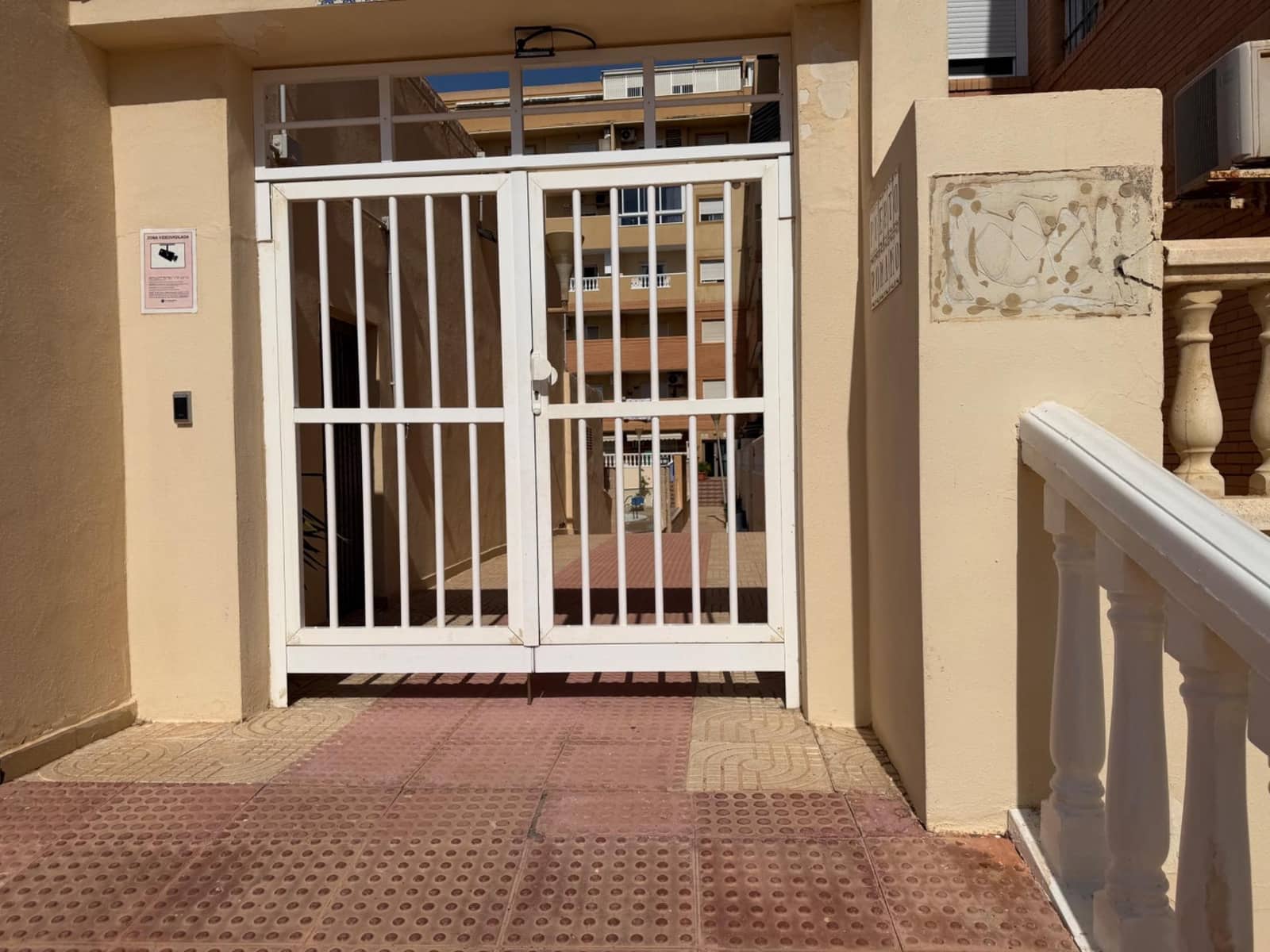 2 Zimmer Wohnung zu verkaufen in Roquetas de Mar mit Pool - 180.000 € (Ref: 10072778)