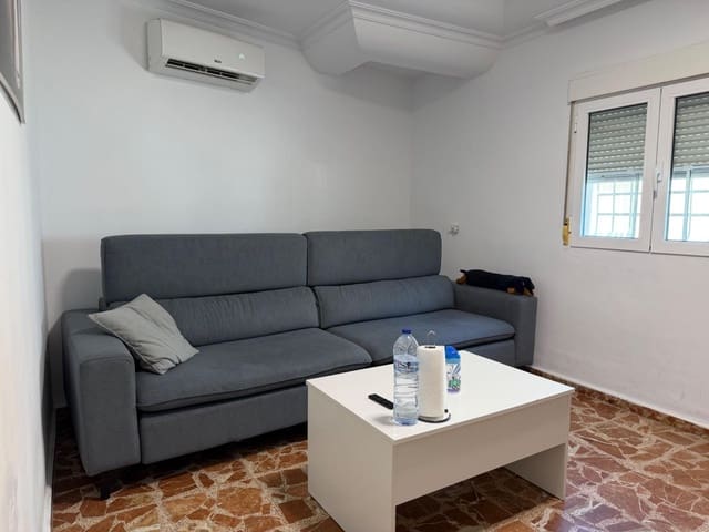 3 sovrum Lägenhet till salu i Almería stad - 140 000 € (Ref: 10081286)
