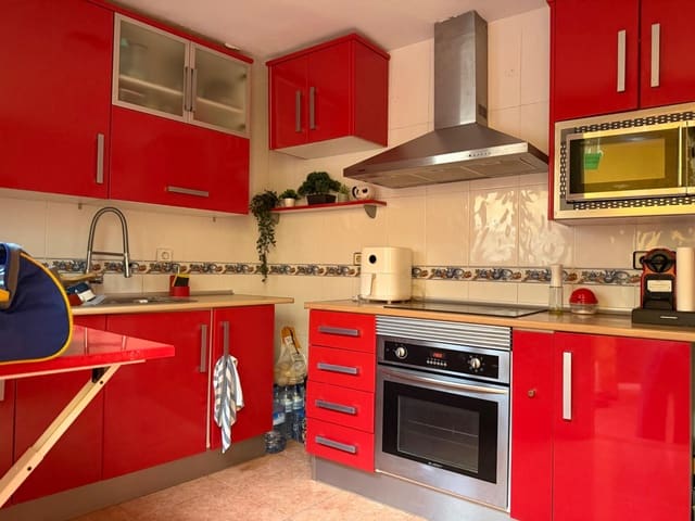 3 sovrum Lägenhet till salu i Almería stad - 140 000 € (Ref: 10081286)