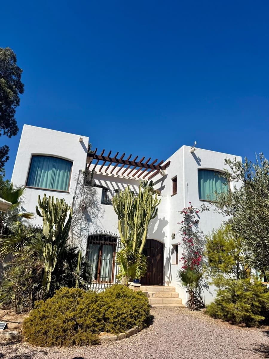 6 quarto Moradia para venda em Las Negras com piscina - 850 000 € (Ref: 10102677)