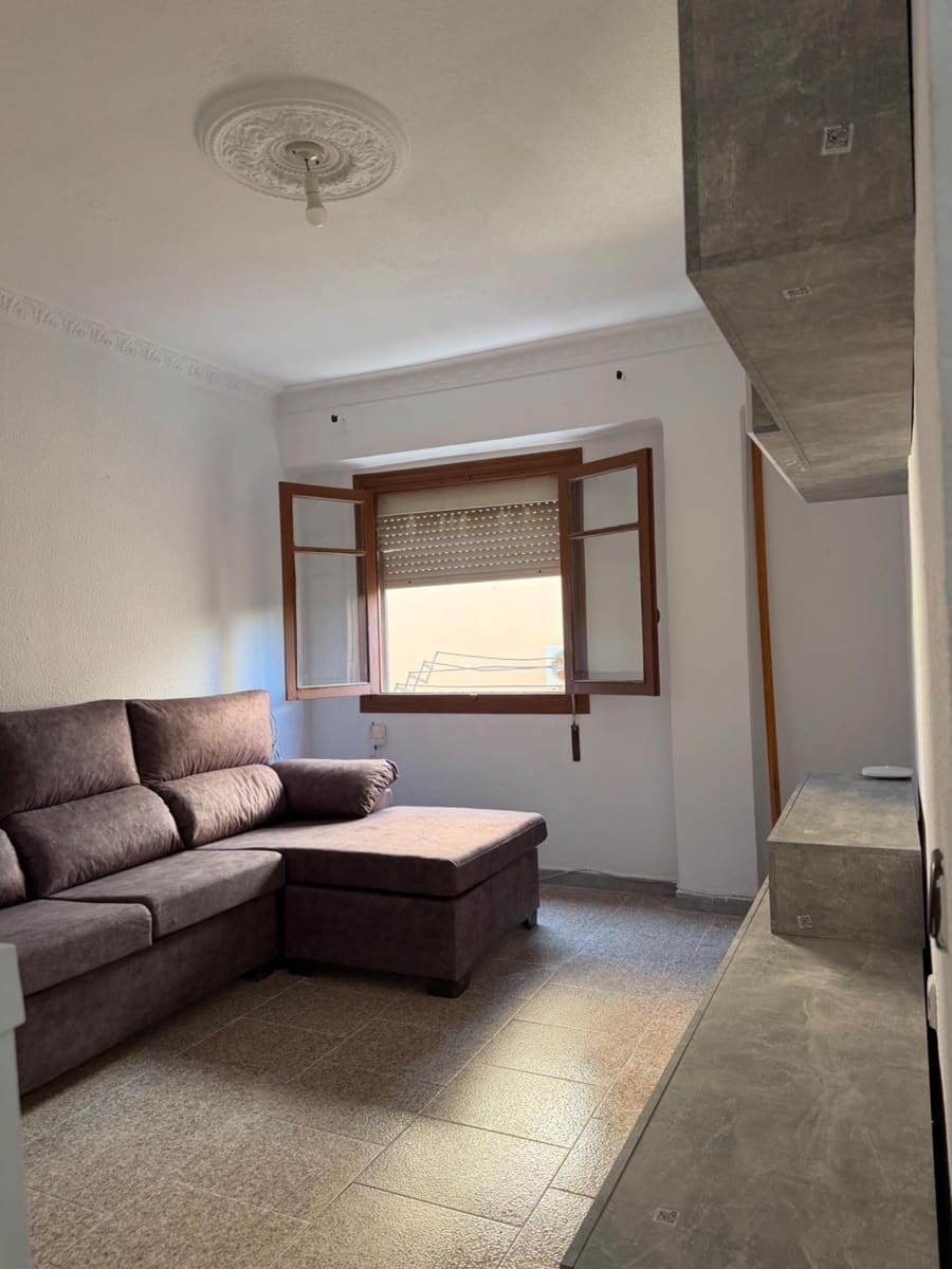 3 makuuhuone Asunto myytävänä paikassa Almeria kaupunki - 99 000 € (Ref: 10136120)
