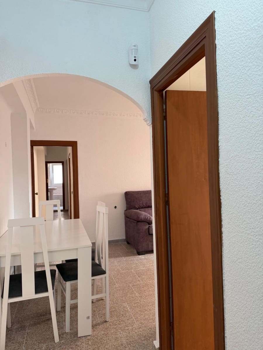 3 makuuhuone Asunto myytävänä paikassa Almeria kaupunki - 99 000 € (Ref: 10136120)
