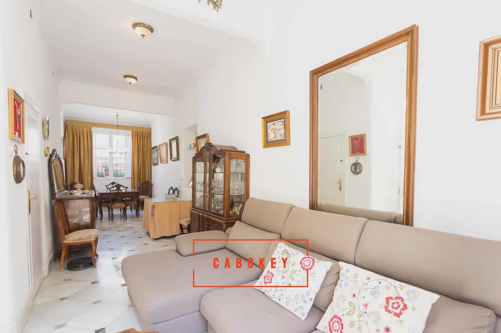 9 soveværelse Byhus til salg i Almeria by - € 665.000 (Ref: 10065312)