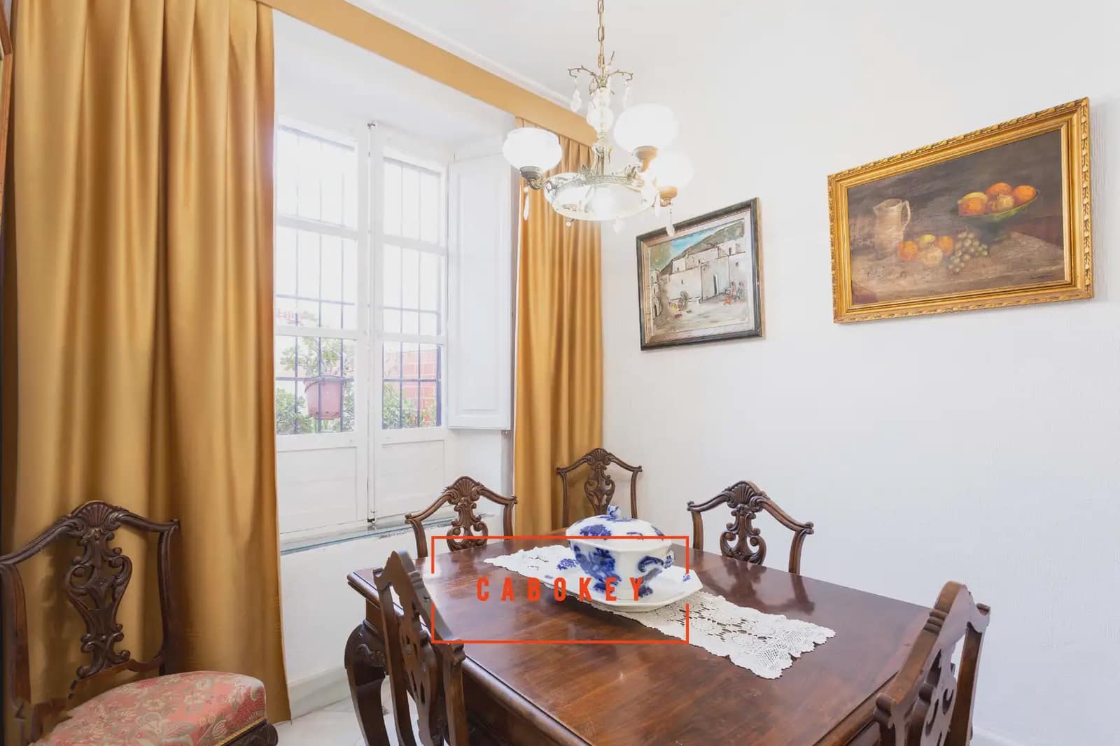 9 soveværelse Byhus til salg i Almeria by - € 665.000 (Ref: 10065312)