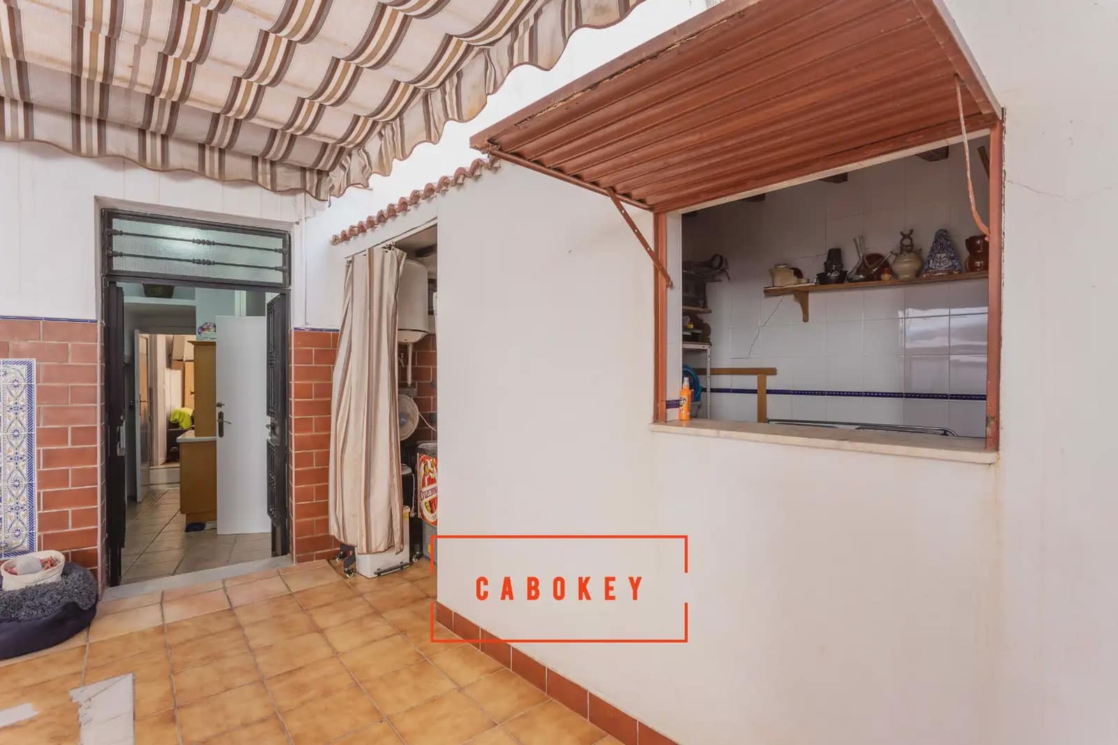 9 soveværelse Byhus til salg i Almeria by - € 665.000 (Ref: 10065312)