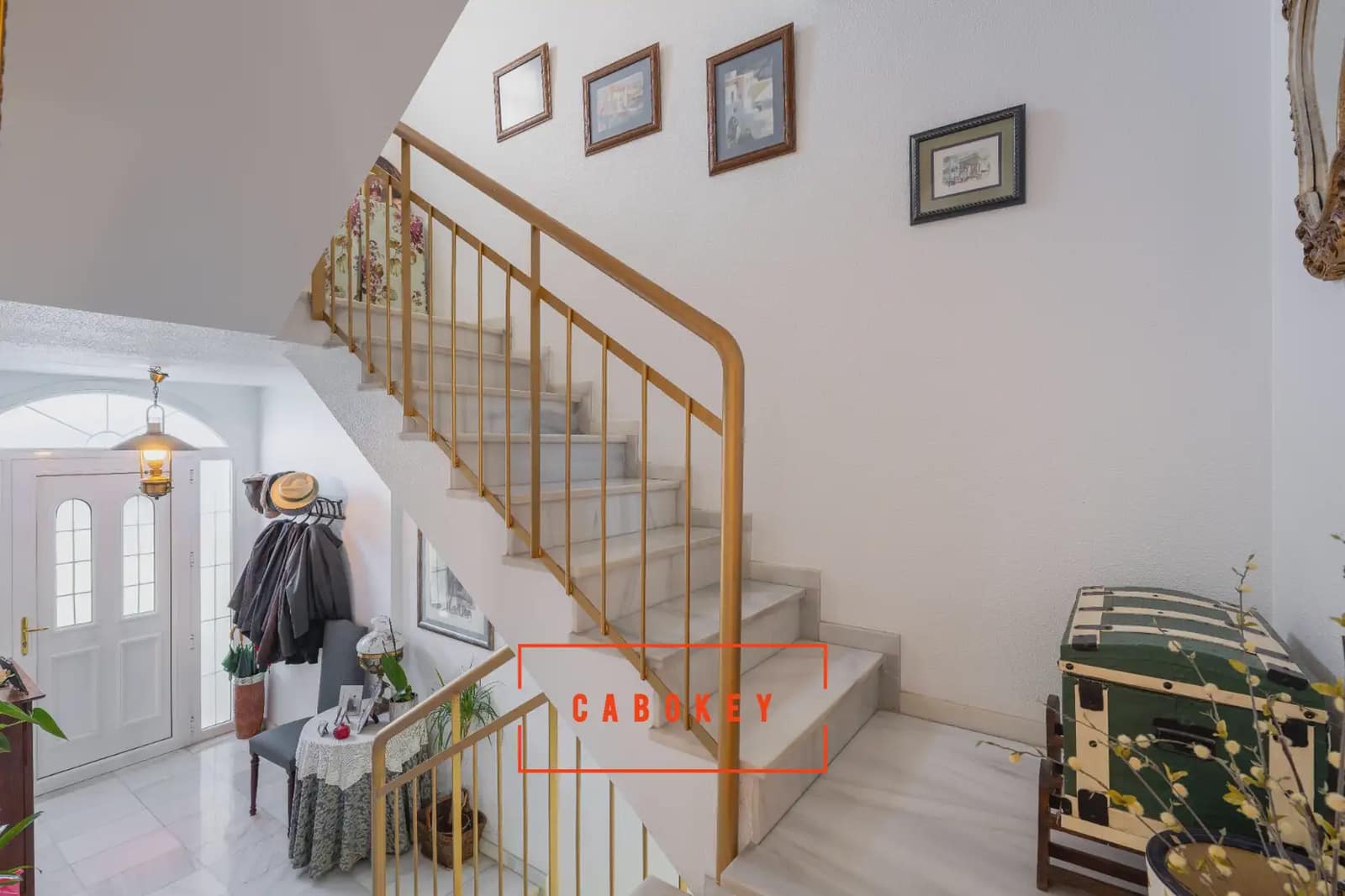 6 quarto Moradia Geminada para venda em Almeria cidade com garagem - 340 000 € (Ref: 10065321)