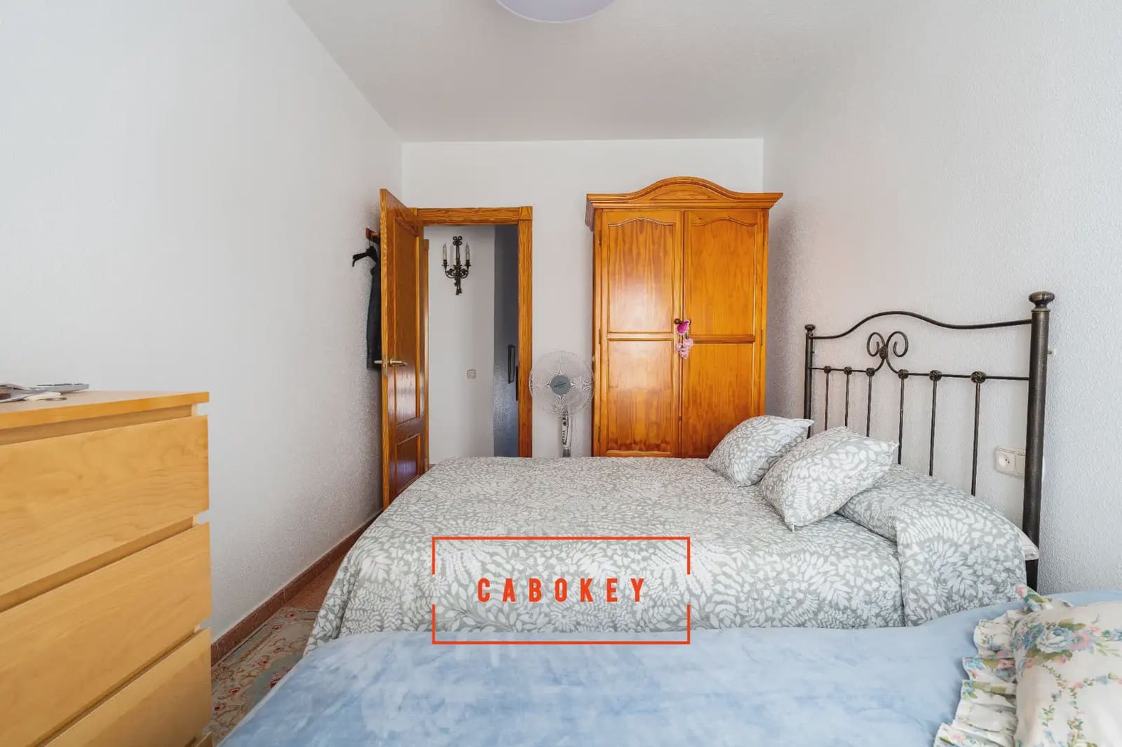 6 quarto Moradia Geminada para venda em Almeria cidade com garagem - 340 000 € (Ref: 10065321)