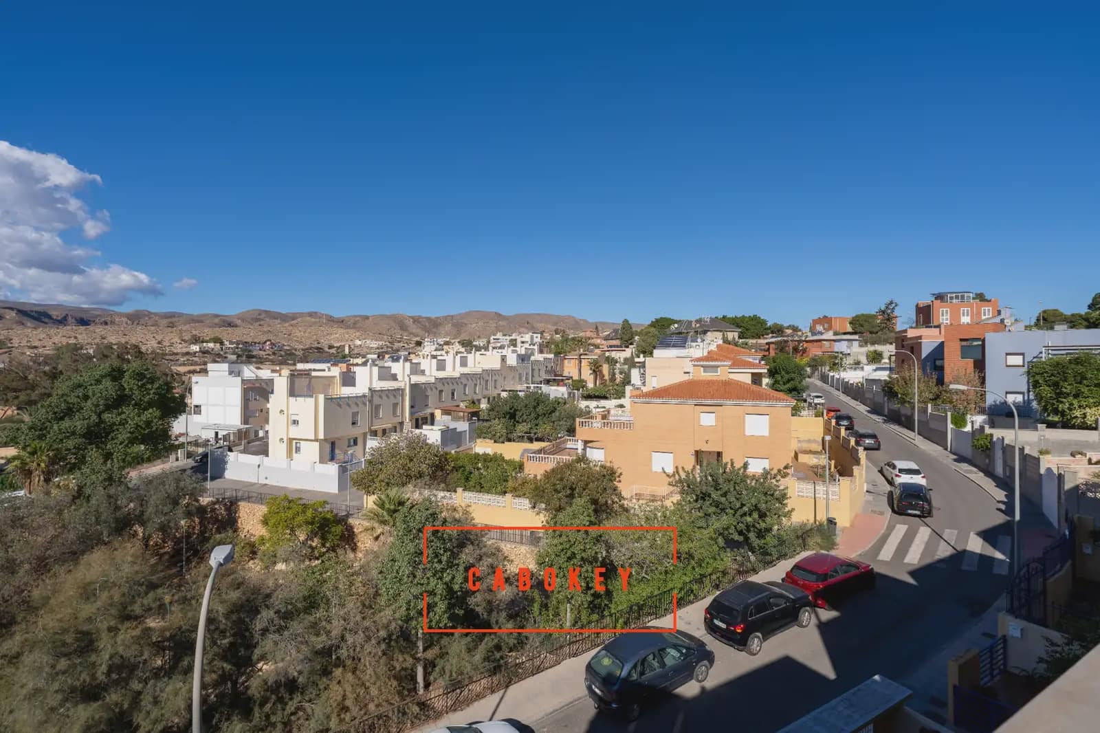 6 quarto Moradia Geminada para venda em Almeria cidade com garagem - 340 000 € (Ref: 10065321)