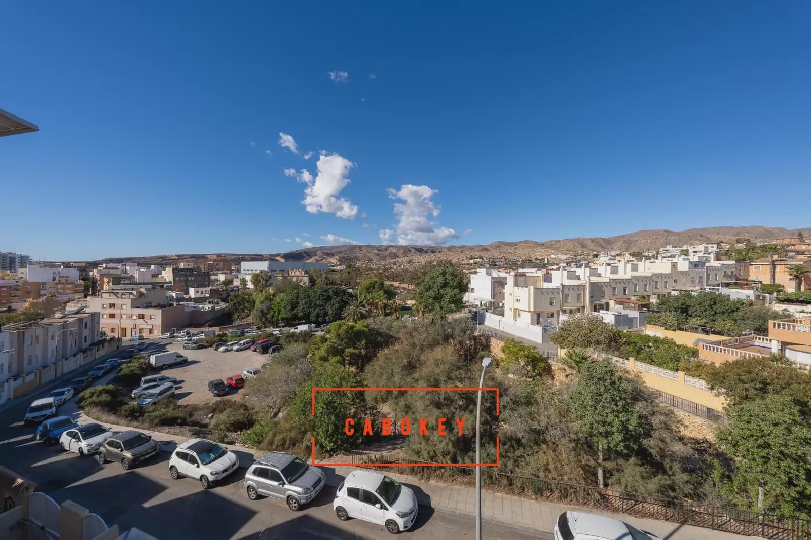 6 quarto Moradia Geminada para venda em Almeria cidade com garagem - 340 000 € (Ref: 10065321)