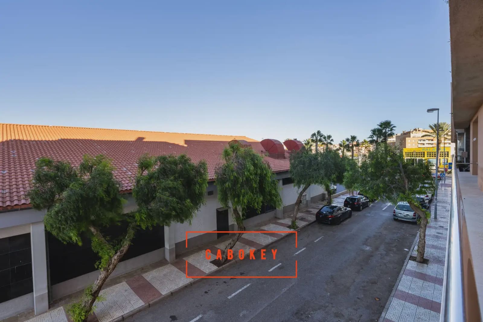 3 Zimmer Wohnung zu verkaufen in Roquetas de Mar mit Garage - 205.000 € (Ref: 10065322)