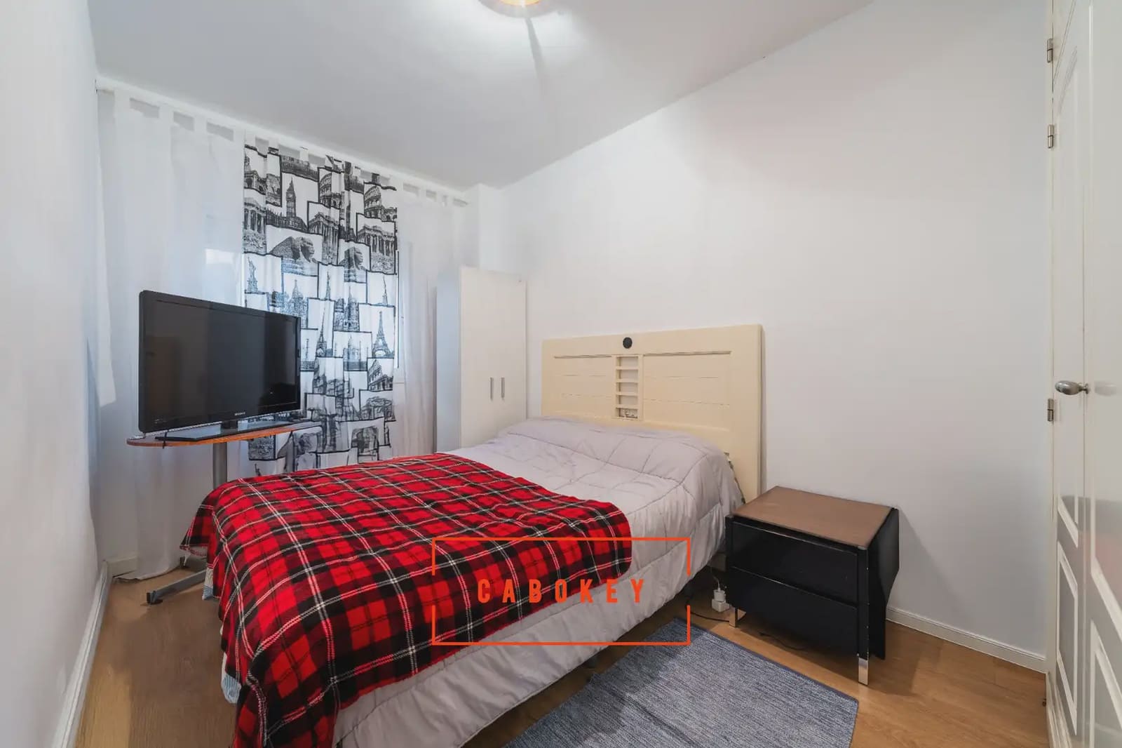 3 Zimmer Wohnung zu verkaufen in Roquetas de Mar mit Garage - 205.000 € (Ref: 10065322)