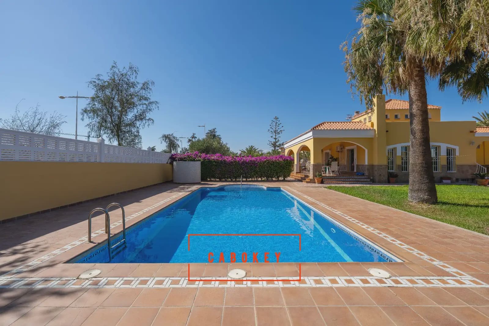 4 camera da letto Villa in vendita in Almeria citta con piscina garage - 750.000 € (Rif: 10065326)