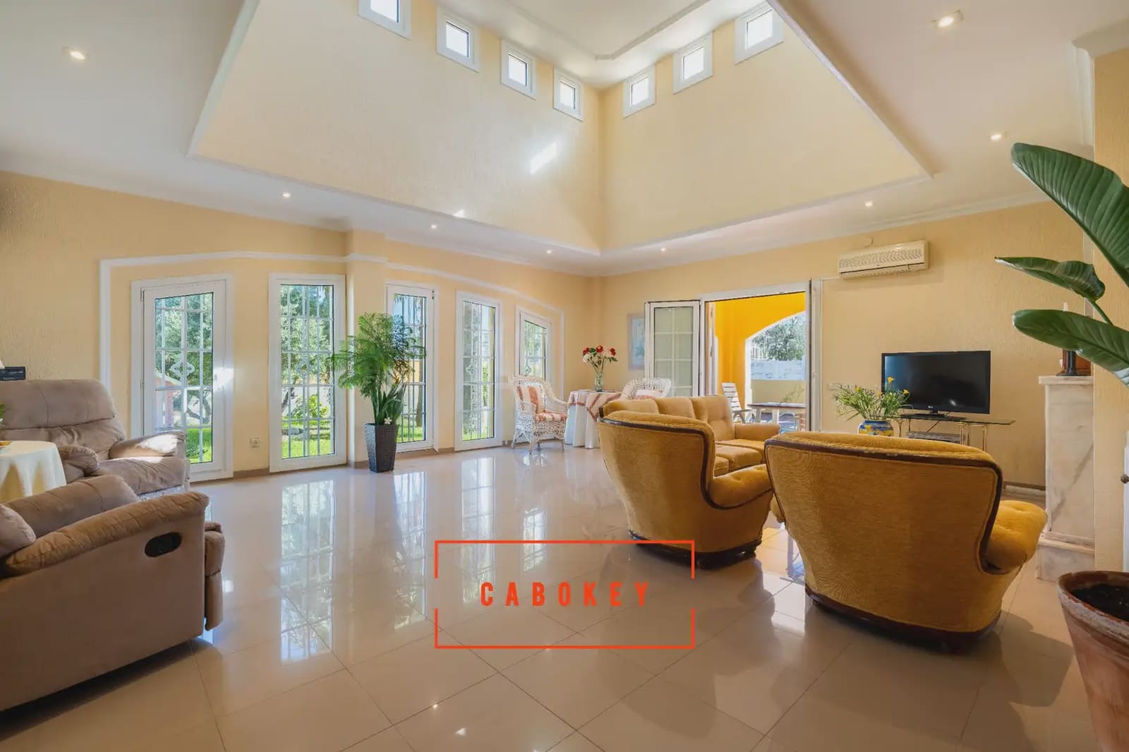 4 camera da letto Villa in vendita in Almeria citta con piscina garage - 750.000 € (Rif: 10065326)