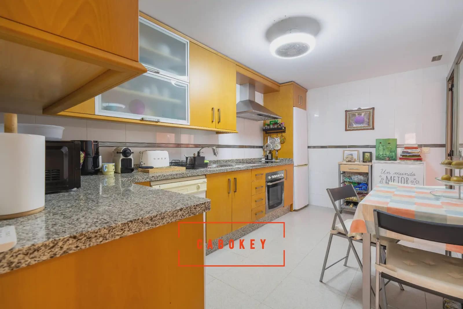 3 sovrum Lägenhet till salu i Almeria stad med pool garage - 275 000 € (Ref: 10085364)