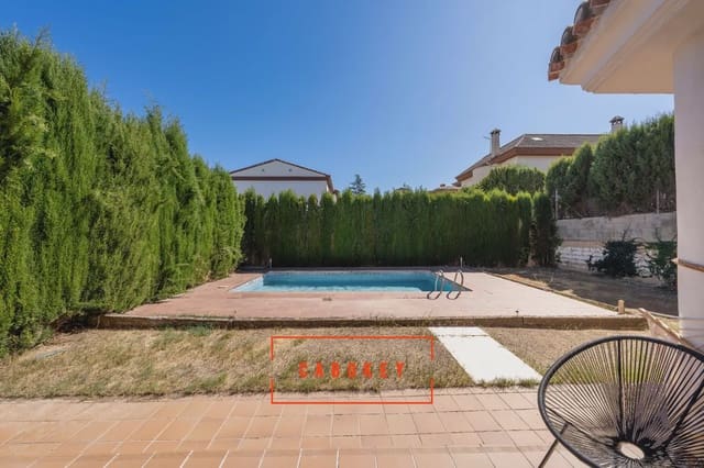 3 sovrum Villa till salu i Otura med pool garage - 540 000 € (Ref: 10085426)