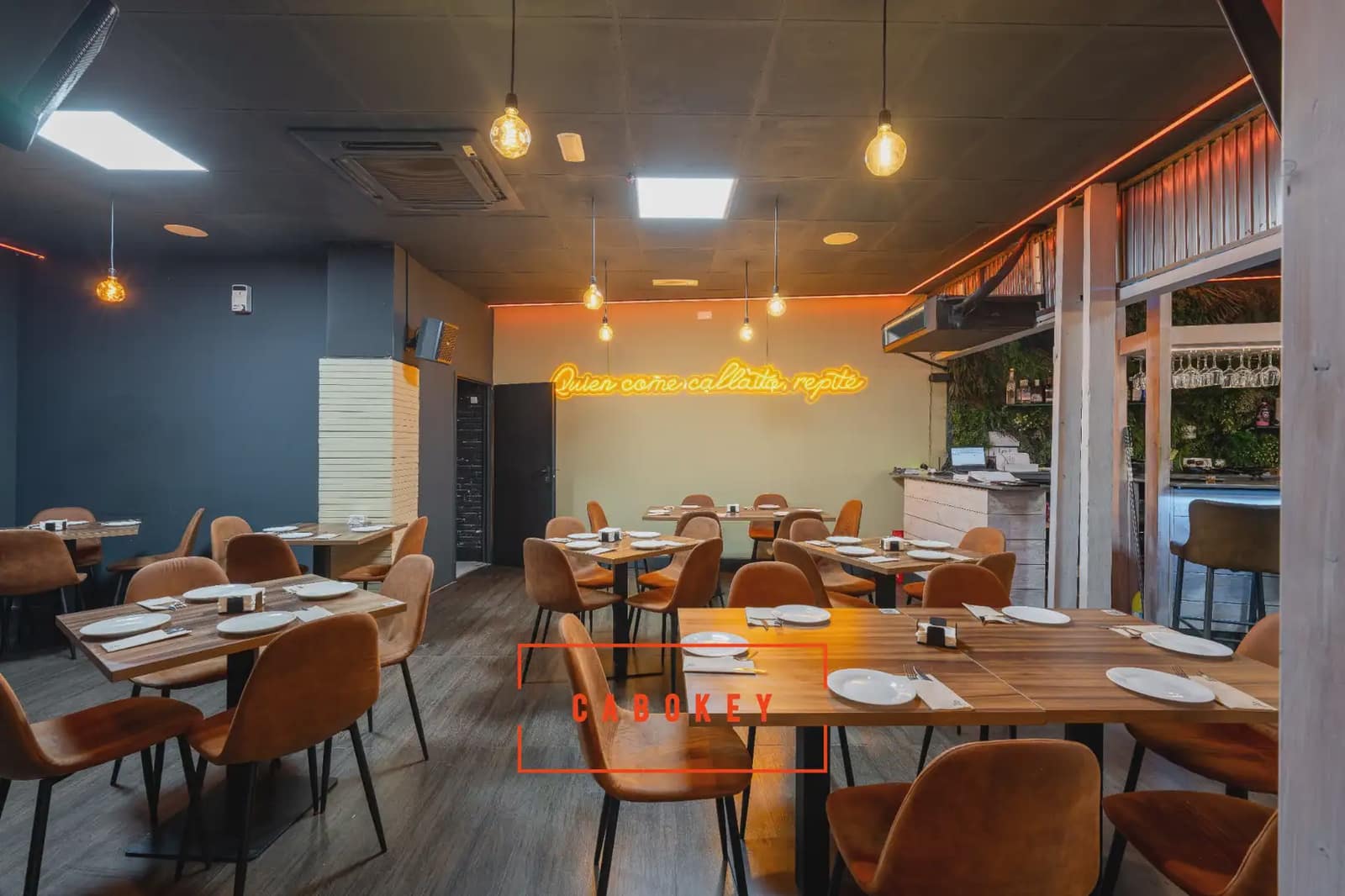 Commercieel te koop in Almeria stad - € 50.000 (Ref: 10088460)