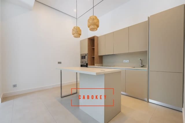2 makuuhuone Asunto myytävänä paikassa Centro, Almería kaupunki - 685 000 € (Ref: 10148088)
