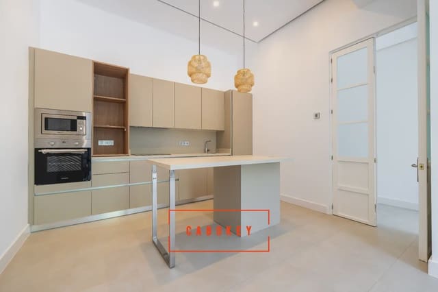 2 makuuhuone Asunto myytävänä paikassa Centro, Almería kaupunki - 685 000 € (Ref: 10148088)