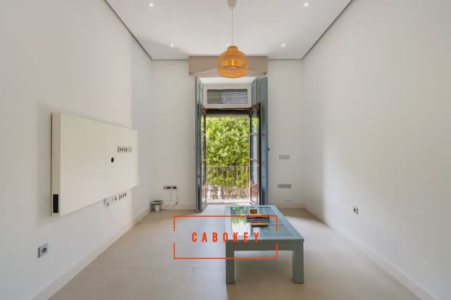2 makuuhuone Asunto myytävänä paikassa Centro, Almería kaupunki - 685 000 € (Ref: 10148088)