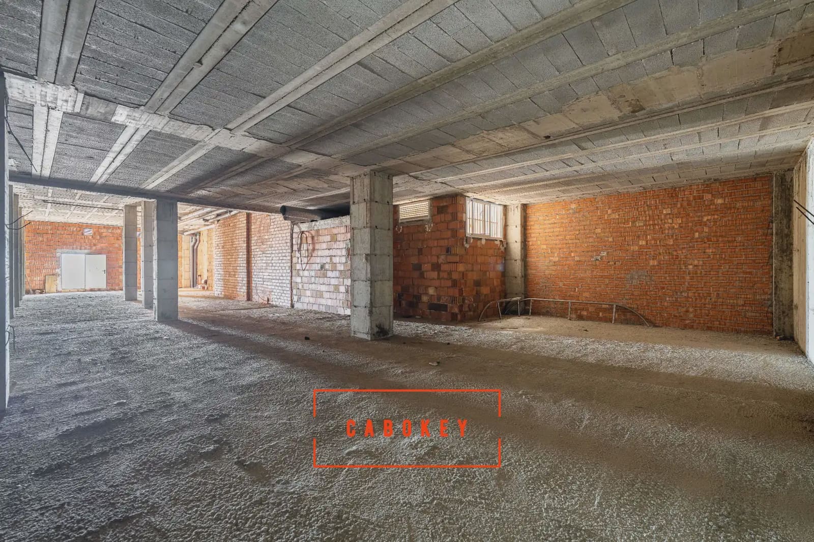 Commerciale da affittare in Roquetas de Mar - 1.900 € (Rif: 10154263)