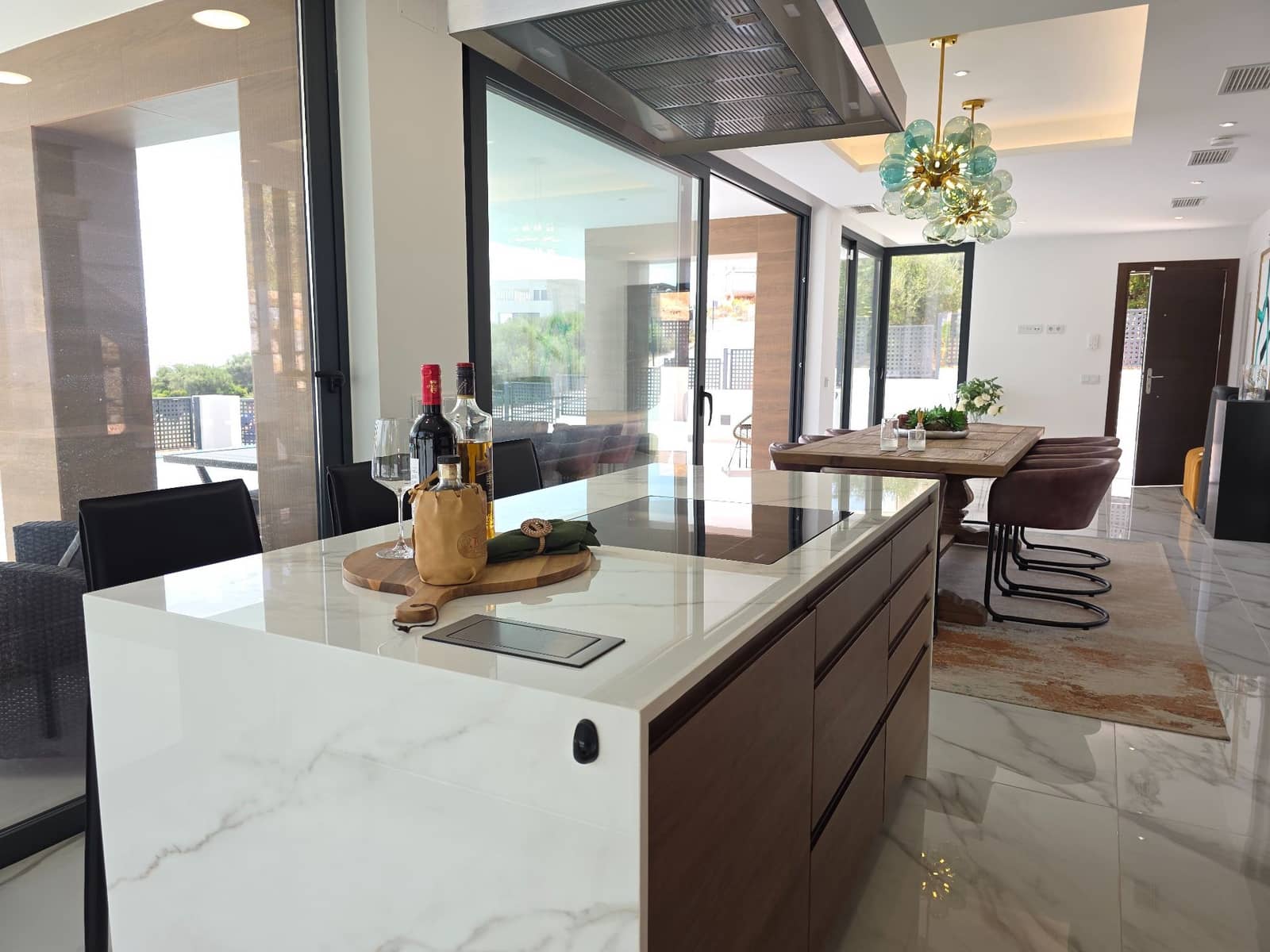 3 soveværelse Villa til salg i Estepona med swimmingpool garage - € 1.395.000 (Ref: 10103523)