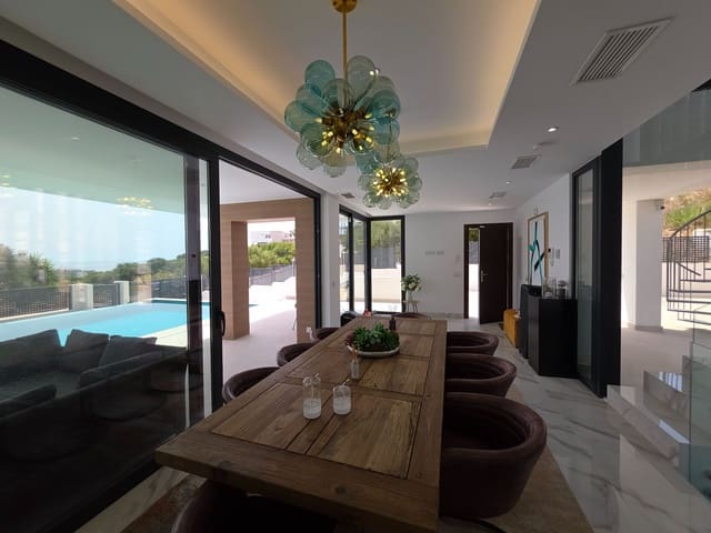 3 soveværelse Villa til salg i Valle Romano Golf, Estepona med swimmingpool garage - € 1.395.000 (Ref: 10103523)