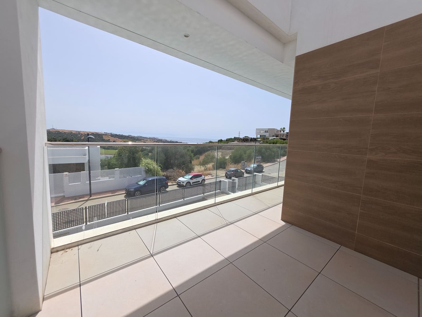 3 soveværelse Villa til salg i Estepona med swimmingpool garage - € 1.395.000 (Ref: 10103523)