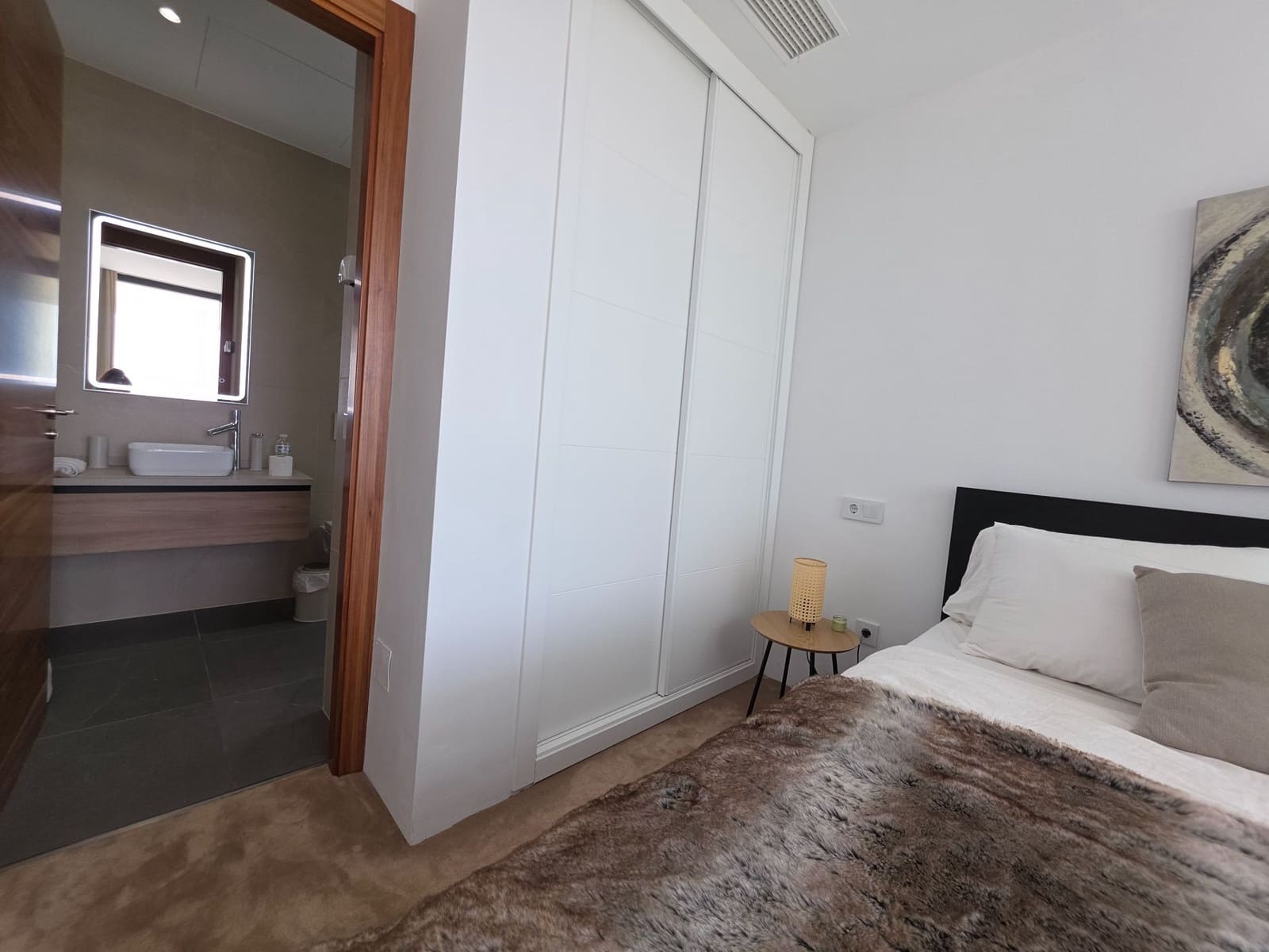 3 soveværelse Villa til salg i Estepona med swimmingpool garage - € 1.395.000 (Ref: 10103523)