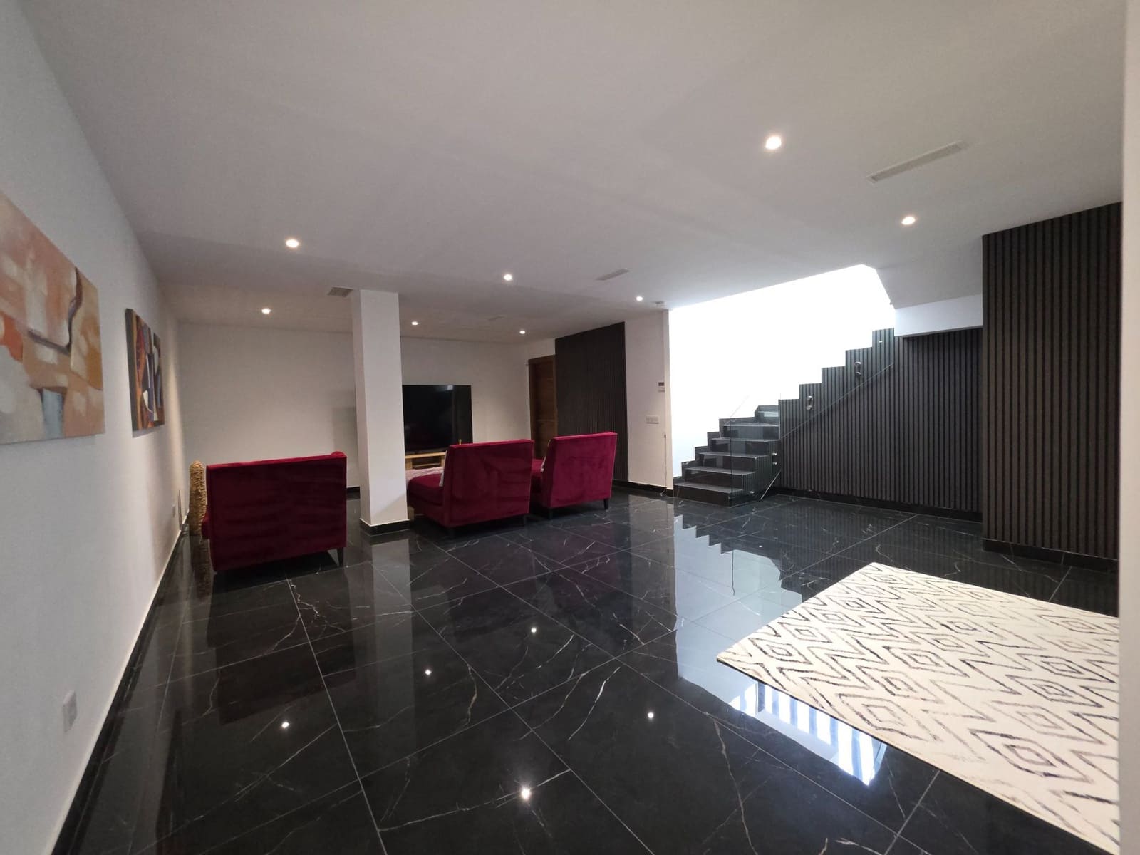 3 soveværelse Villa til salg i Estepona med swimmingpool garage - € 1.395.000 (Ref: 10103523)