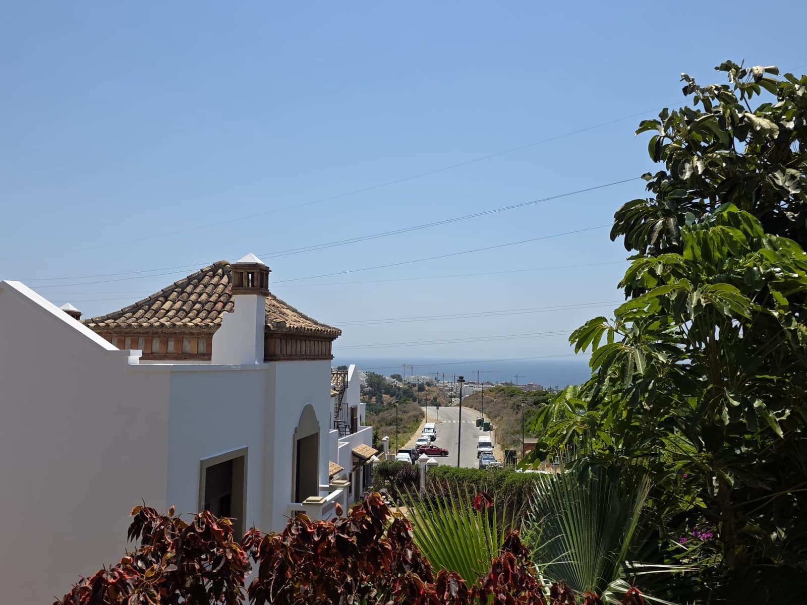 3 soverom Kjedet enebolig til salgs i Estepona med svømmebasseng garasje - € 468 000 (Ref: 10103524)