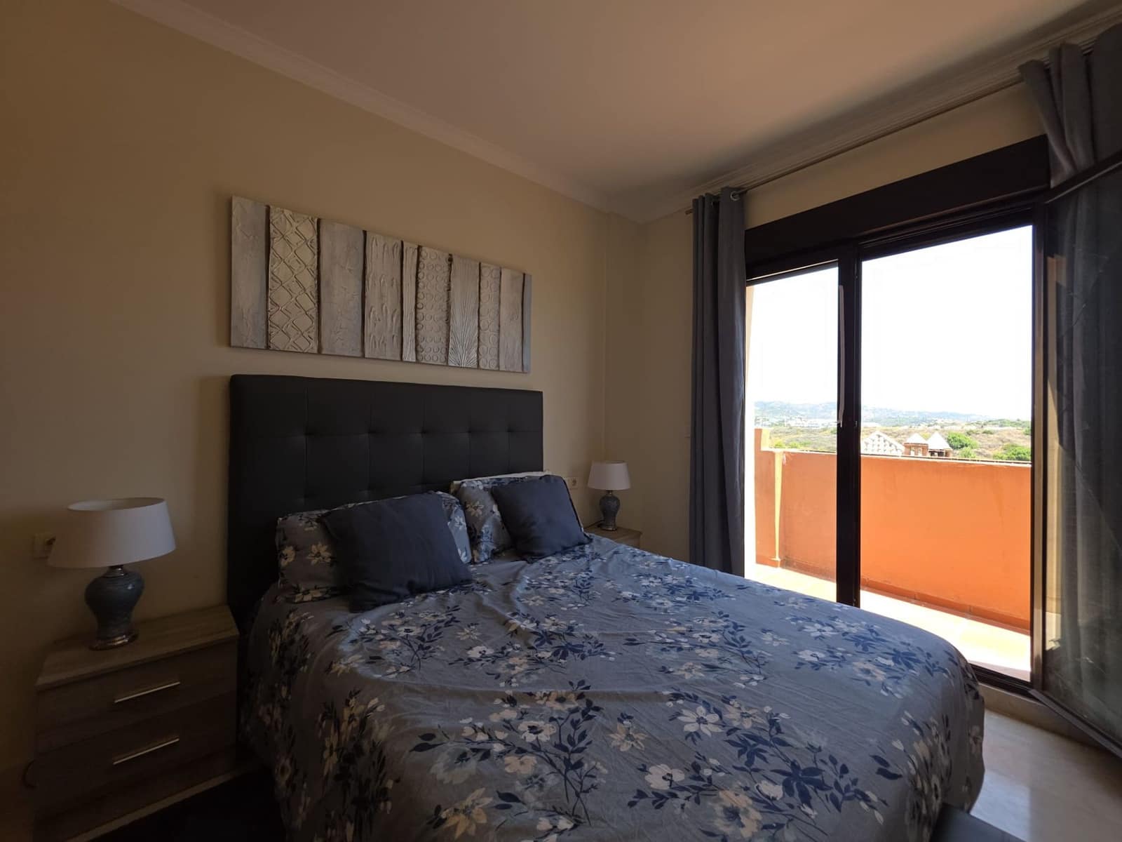 3 soverom Kjedet enebolig til salgs i Estepona med svømmebasseng garasje - € 468 000 (Ref: 10103524)