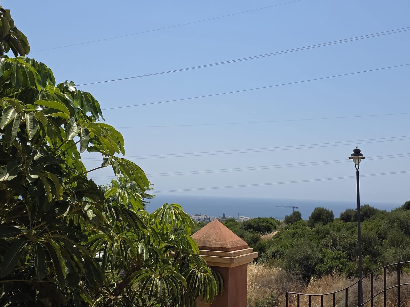 3 soverom Kjedet enebolig til salgs i Estepona med svømmebasseng garasje - € 468 000 (Ref: 10103524)