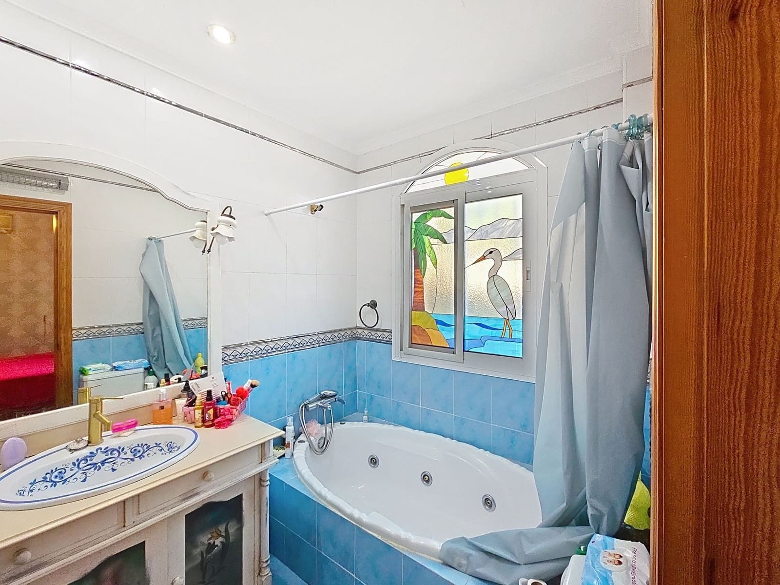 3 bedroom Villa for sale in Estepona with pool garage - € 1,050,000 (Ref: 10103526)