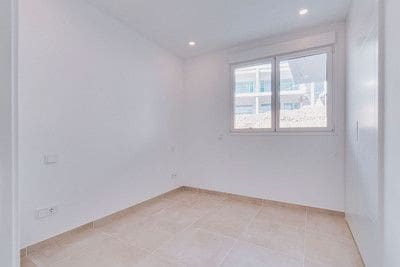 Apartamento de 2 habitaciones en La Alcaidesa en venta con piscina garaje - 525.000 € (Ref: 10108785)