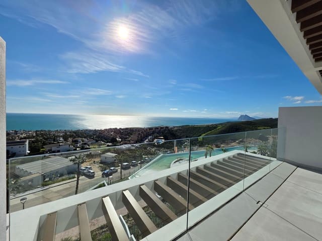 Apartamento de 2 habitaciones en La Alcaidesa en venta con piscina garaje - 525.000 € (Ref: 10108785)