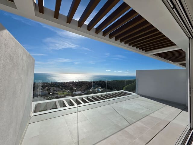 Apartamento de 2 habitaciones en La Alcaidesa en venta con piscina garaje - 525.000 € (Ref: 10108785)