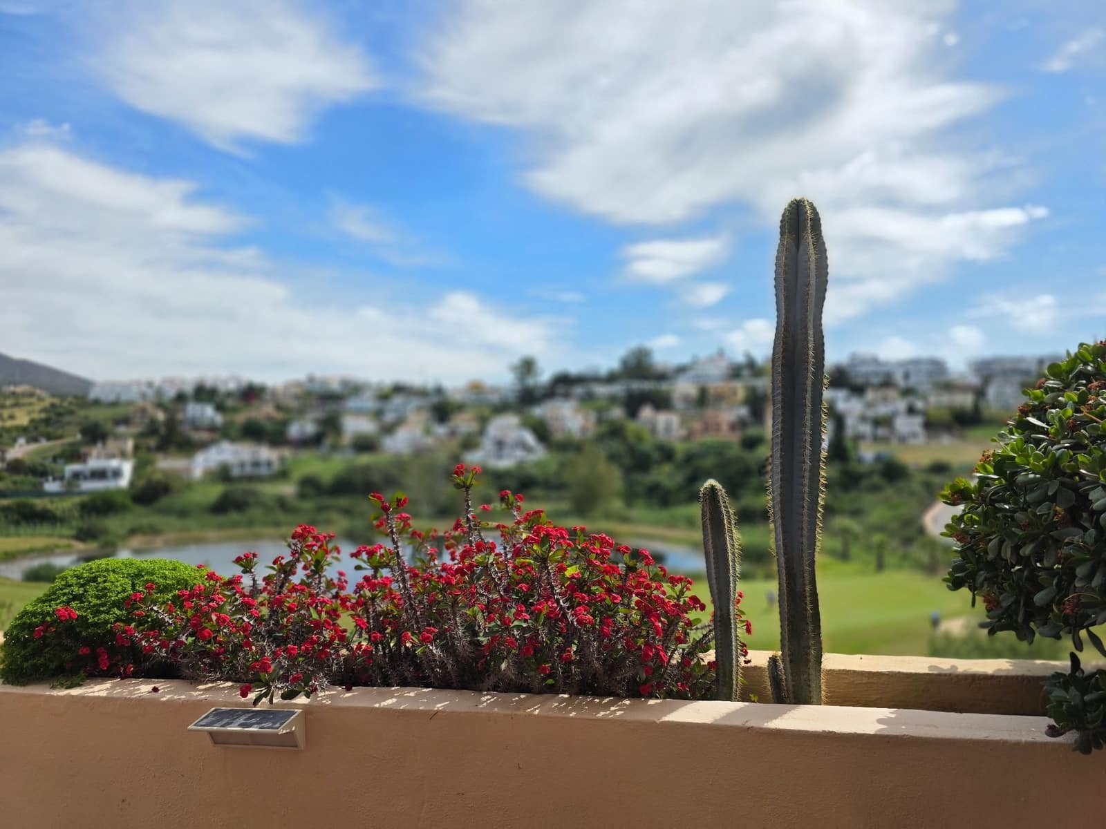 3 bedroom Apartment for sale in Estepona with pool garage - € 495,000 (Ref: 10108786)